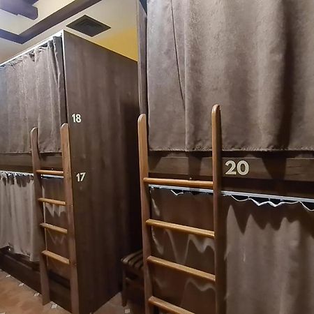 Hostel Jan In The Very Center エレバン エクステリア 写真