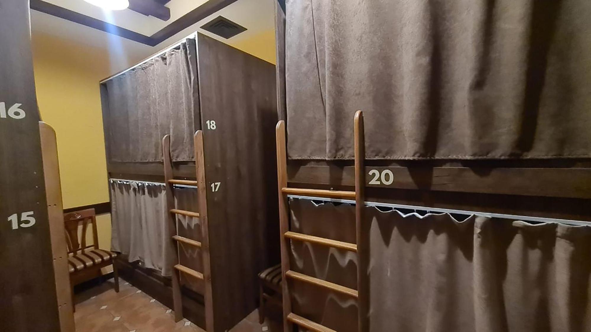 Hostel Jan In The Very Center エレバン エクステリア 写真
